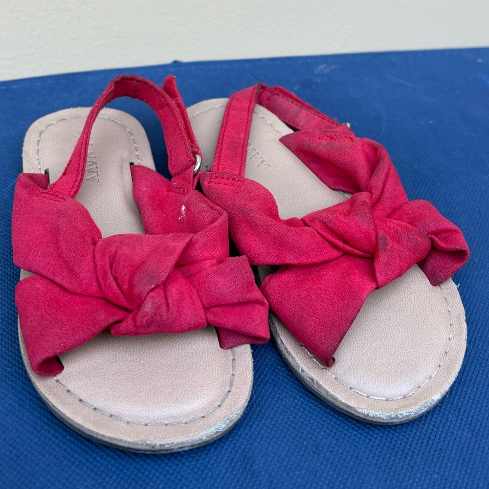 Old navy girls sandals